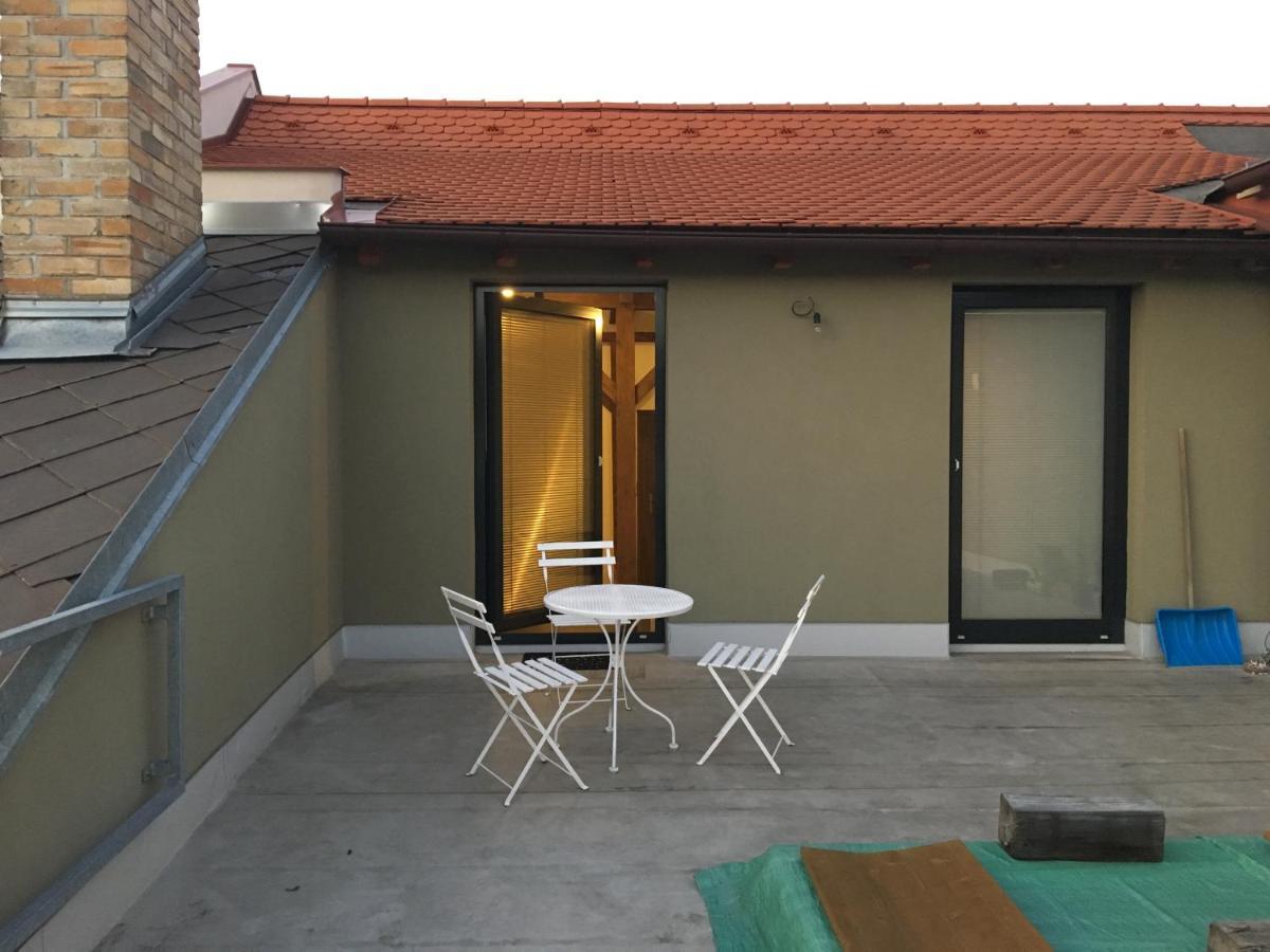 Apartman S Terasou V Patre Daire Jindřichŭv Hradec Dış mekan fotoğraf